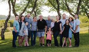 One familys experience with Alzheimers Disease